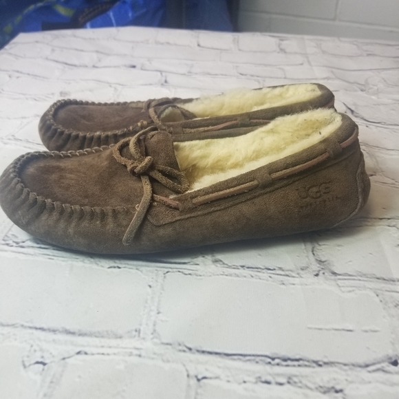Ugg Dakota 5612 brown suede slippers - Picture 3 of 11